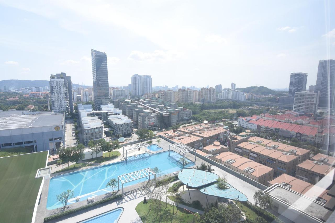 Cozy Homestay With Wifi @Encorp Strand Mall @Alpha Ivf Petaling Jaya Ngoại thất bức ảnh